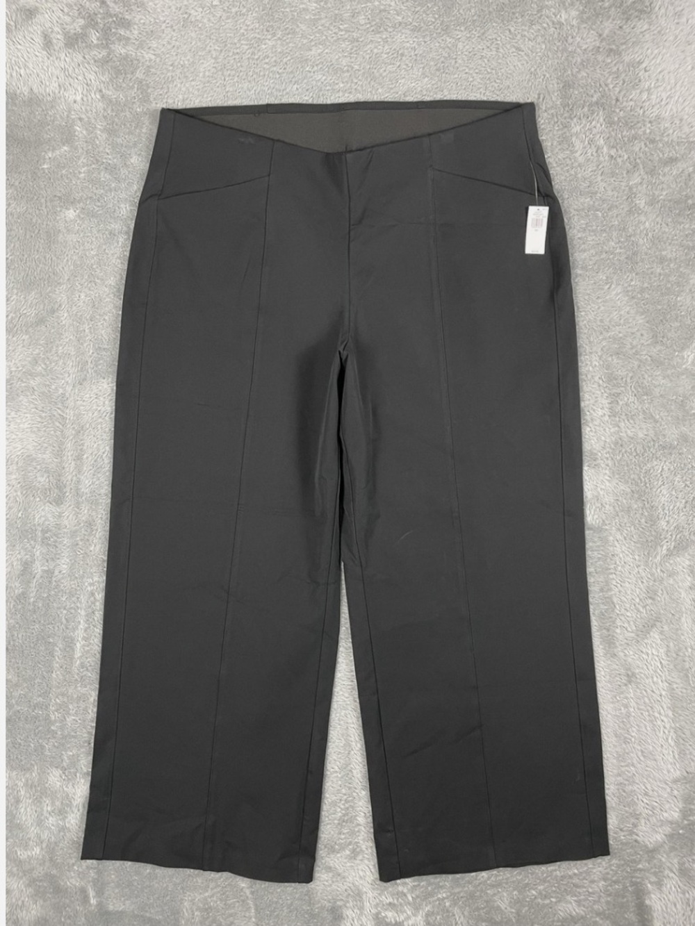 NWT! XL Women’s Black Old Navy High Rise Pixie Wide Leg Trouser